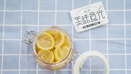 Honey lemonade