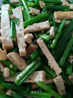 Tofu with moss
