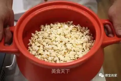 Happy popcorn