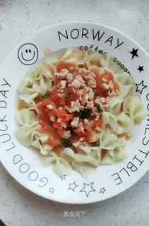 Tomato noodles