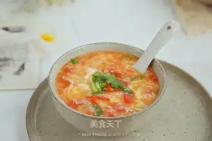 Tomato egg oak soup