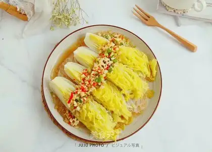 Garlic fan dolls