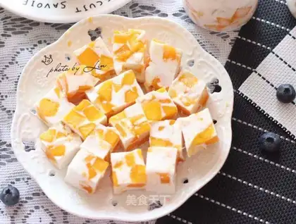 Mango coconut cream
