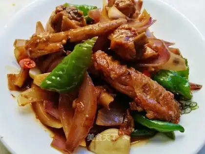 Pepper beer onion duck