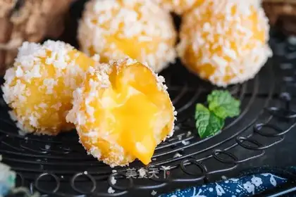 Mashed potatoballs
