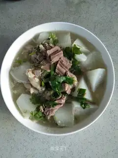 A lamb stew with radish