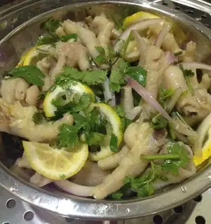 Lemon chicken feet