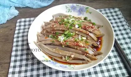 Shanxi eats salami enema