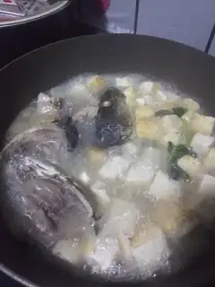 Fish tofu soup