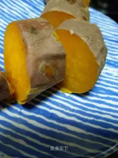Roast potatoes