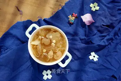 Li'l Qi's silver ear soup