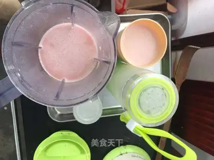 Cookie watermelon shakes