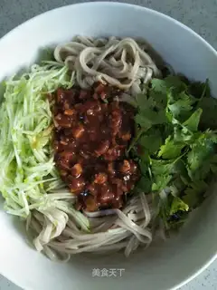 Wheat noodles