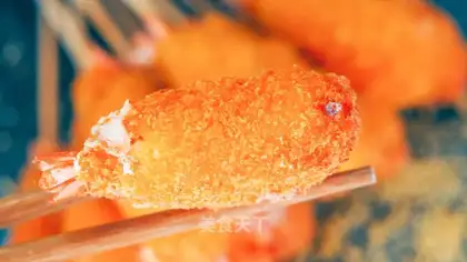 Bread crumbs and shrimp