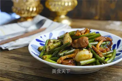 Squid squid with garlic