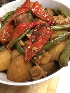Potatoes with beans