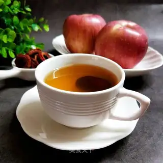 Mountain apple water