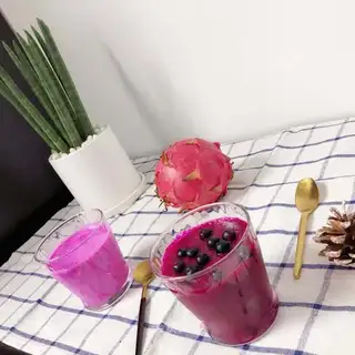 Flamingo pudding