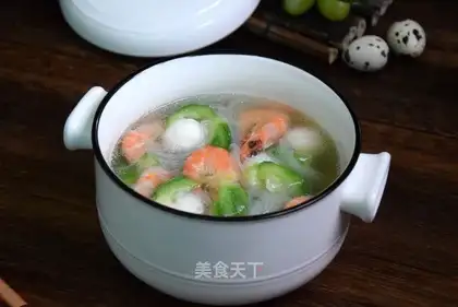 Shrimp fans out of quail balls