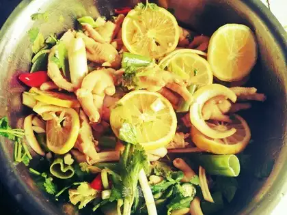 Lemon for chicken claws