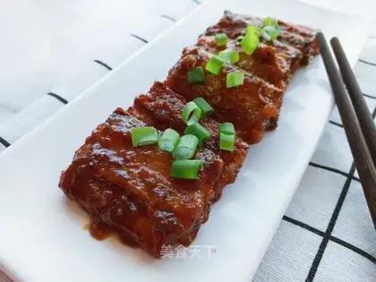 Yellow plum sauce with fish
