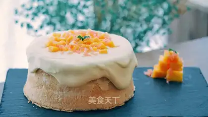 Yang's gin and tan cake