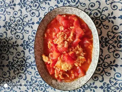 Tomato fried eggs