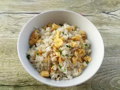 Onion egg fried rice
