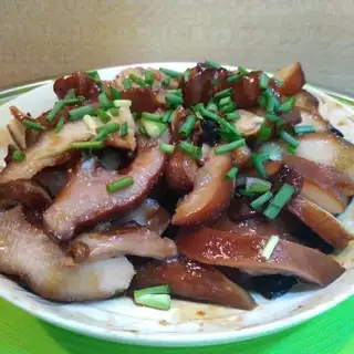 Five-smelling pork