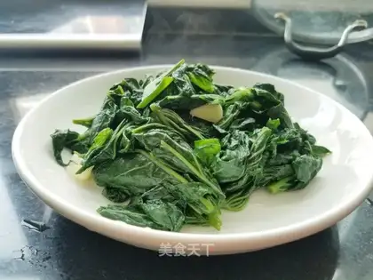 Clear the red potato leaves