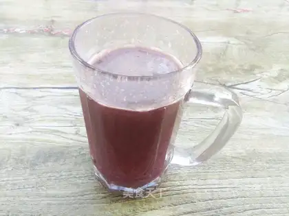 Grape apple juice