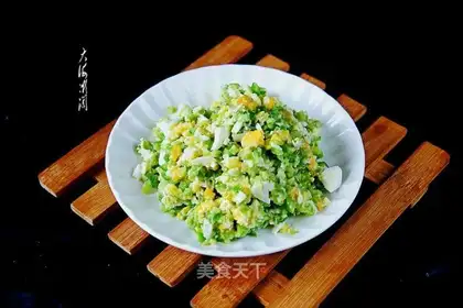 Green peppers with salted duck eggs