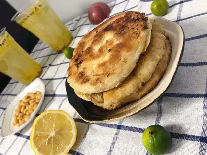 Onion cake