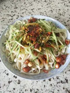 Cool noodles