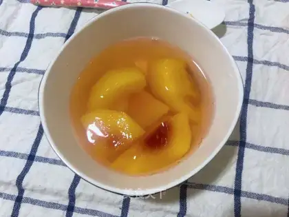 Peach can
