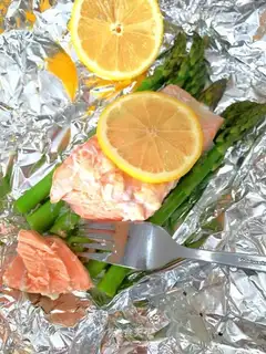Squided salmon