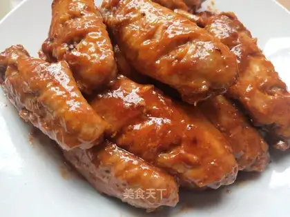 Chicken wings with eggplant juice