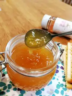 Black brim jam