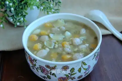 Green bean lily taco soup