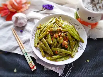 The garlic dry beans