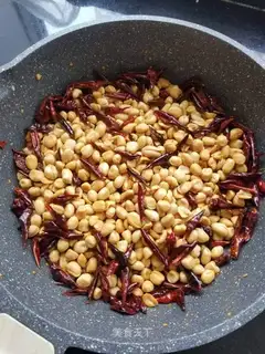 Drunk peanuts
