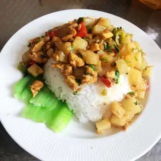 Chicken breast, potatoes and rice