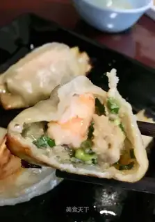 Cream shrimp