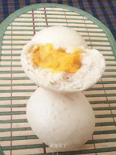 Fresh orange sauce snack