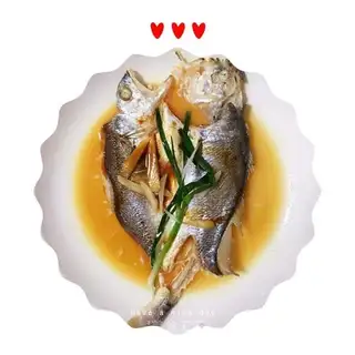 Fresh yellow fish