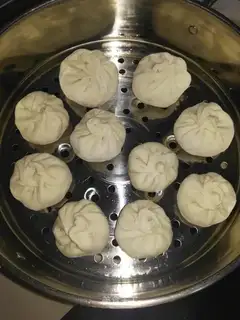 Cheese and pepper buns