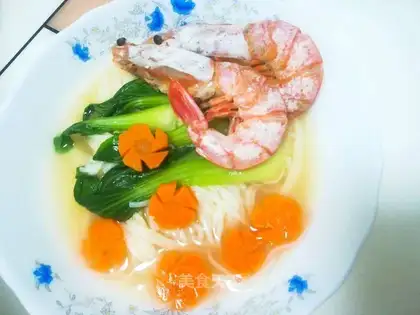 Shrimp noodles