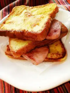 Toast egg