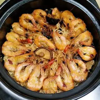 Crayfish noodles