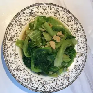 Garlic lettuce